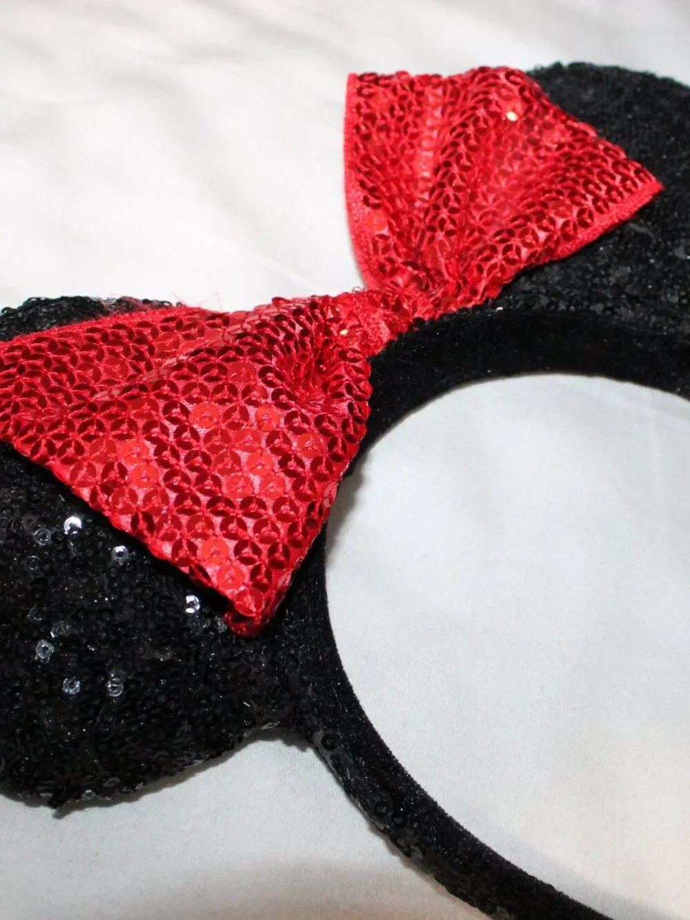 Disney Parks Minnie Mouse Sequin Ears Headband Black & Red One Size